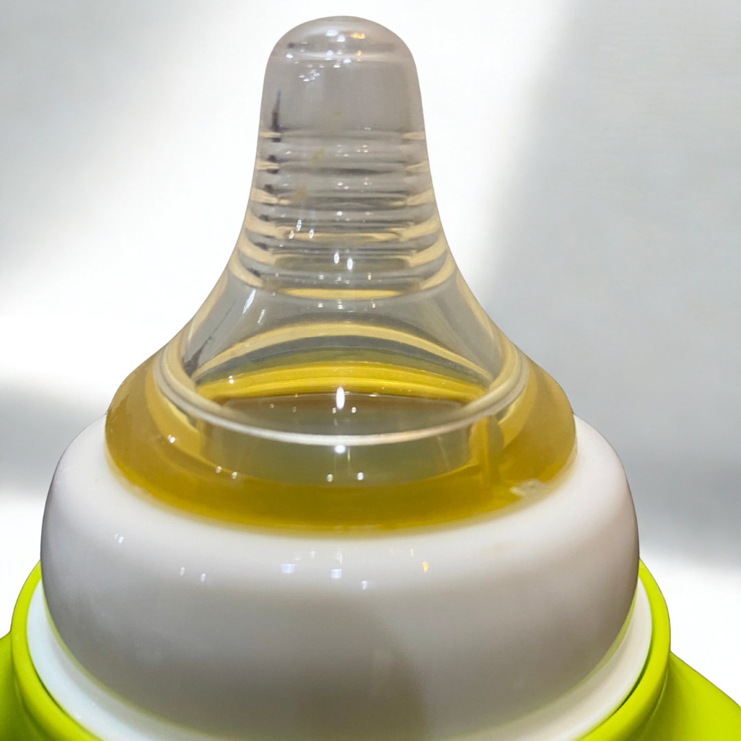 Aiyinmer Anti-Colic Baby Feeder Bottle – Wide Mouth PP Bottle with Breast-Like Nipple | Free Size | 240ml